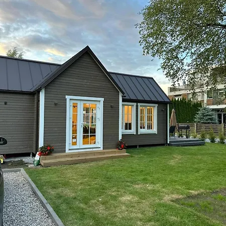 Melluzi Tiny House 60m2 * Jūrkalne